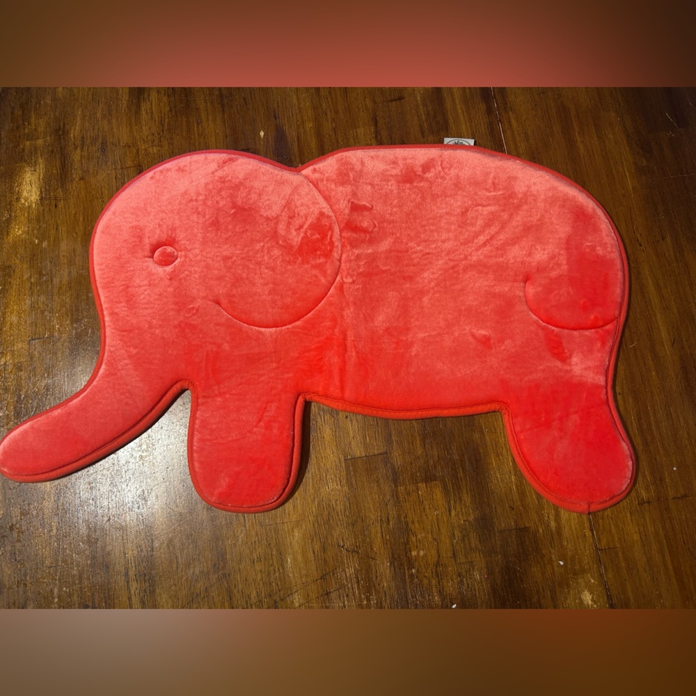 NEW Pink Elephant Shaped Plush Mat